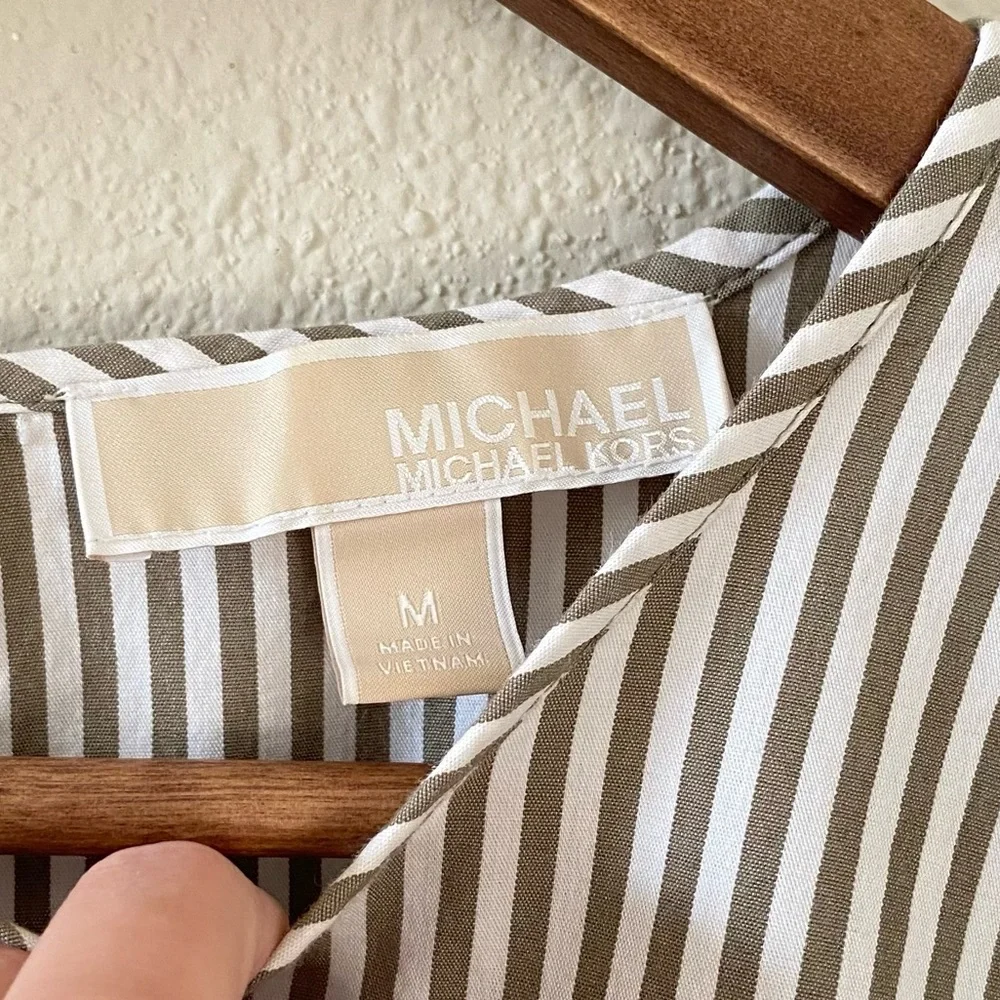 ⭐️ SOLD ⭐️ Michael Kors Taupe & White Striped Bell Sleeve Tunic Blouse Size - Picture 9 of 9